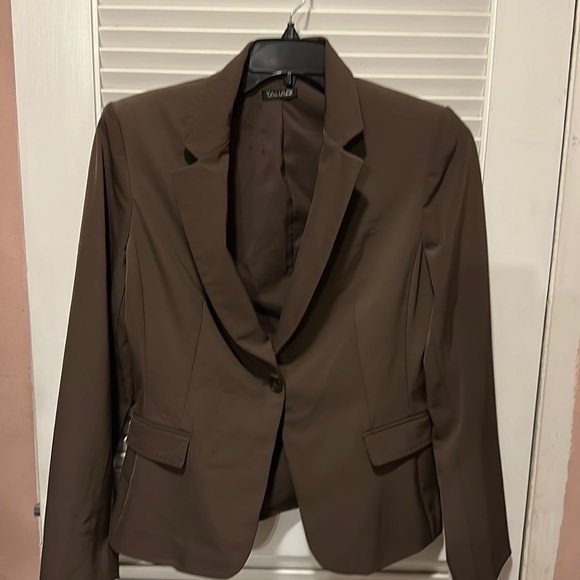 Tahari Jackets & Blazers - Tahari Blazer used